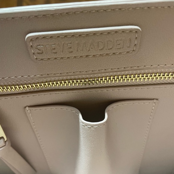 Custom Flower Bust - Picture 4 of 4